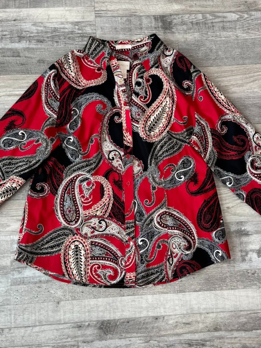 Chico's red + black paisley button down long sleeve shirt size 2 P8